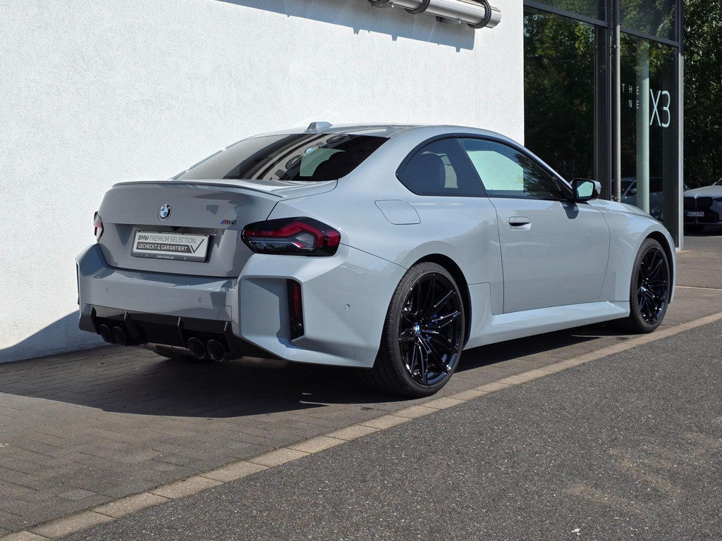BMW M2