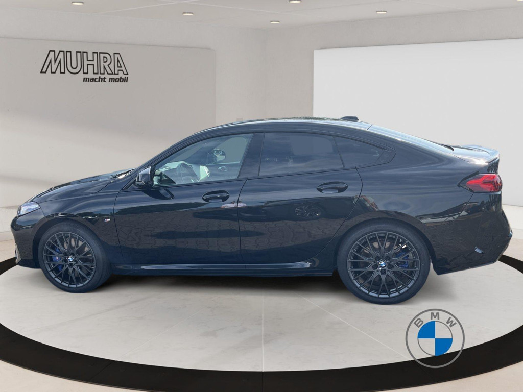 BMW M235