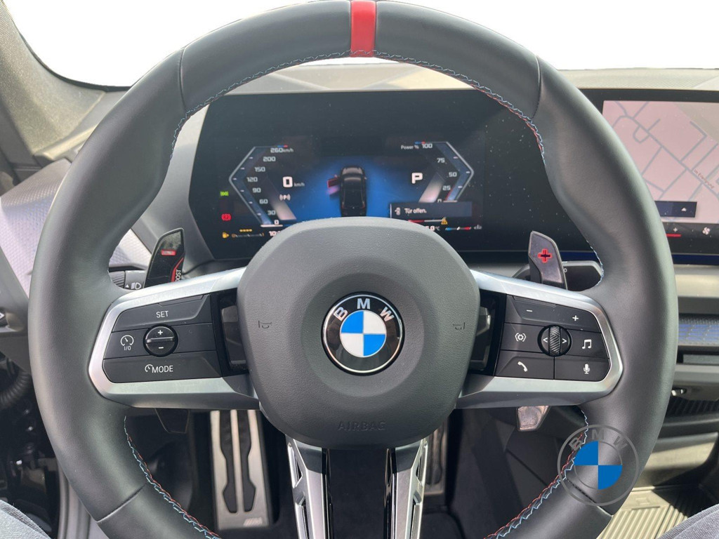 BMW M235