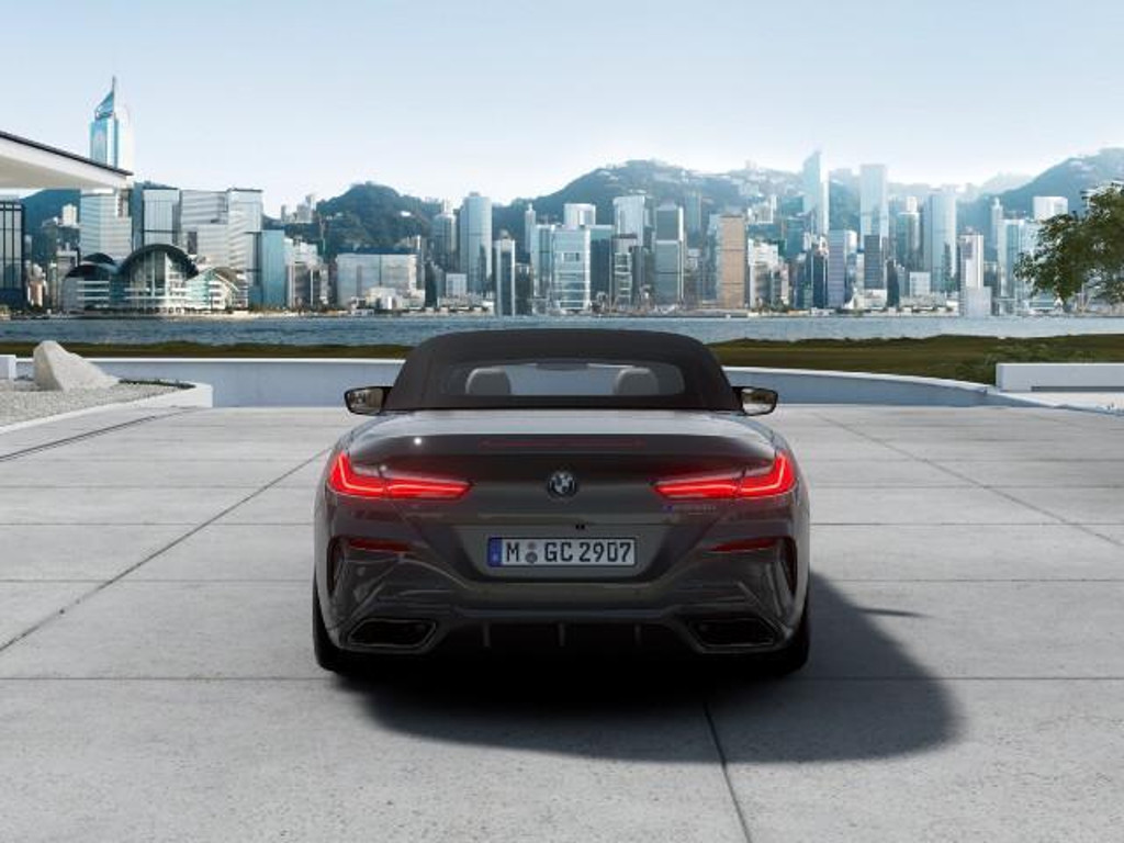 BMW M850