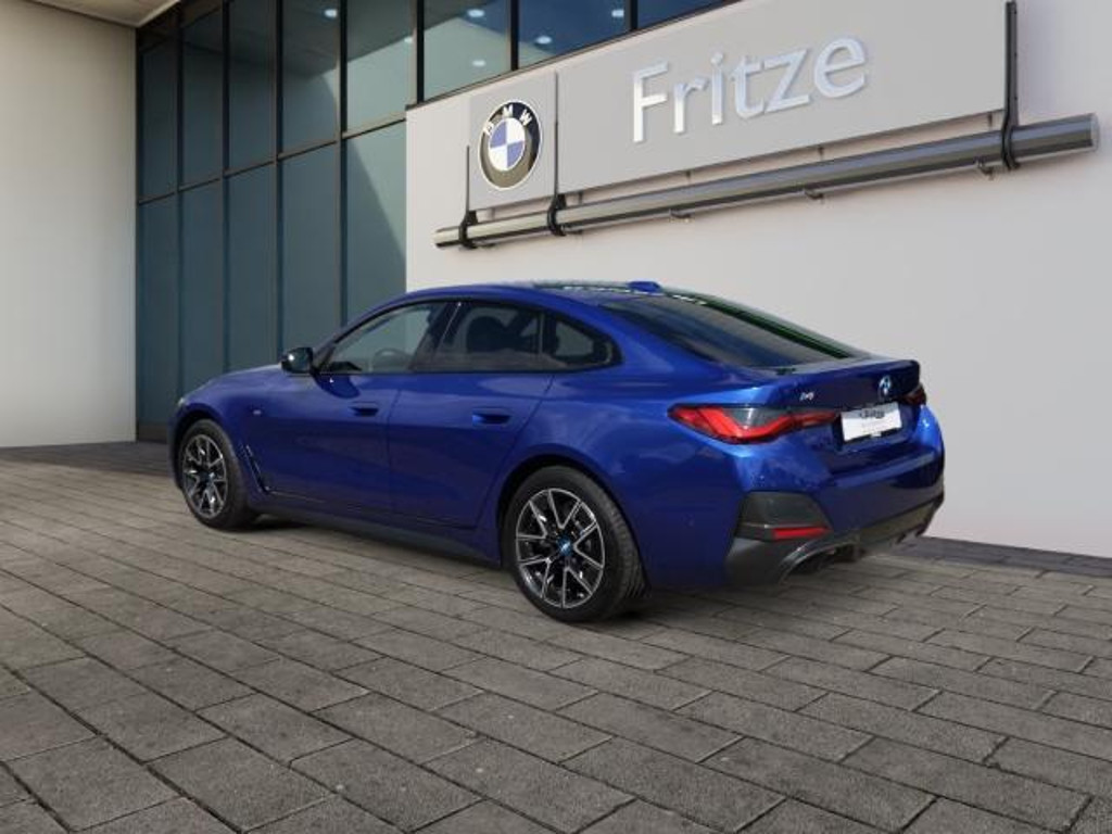 BMW i4
