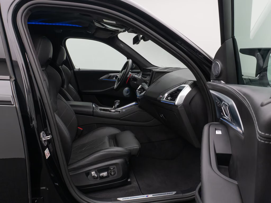 BMW XM