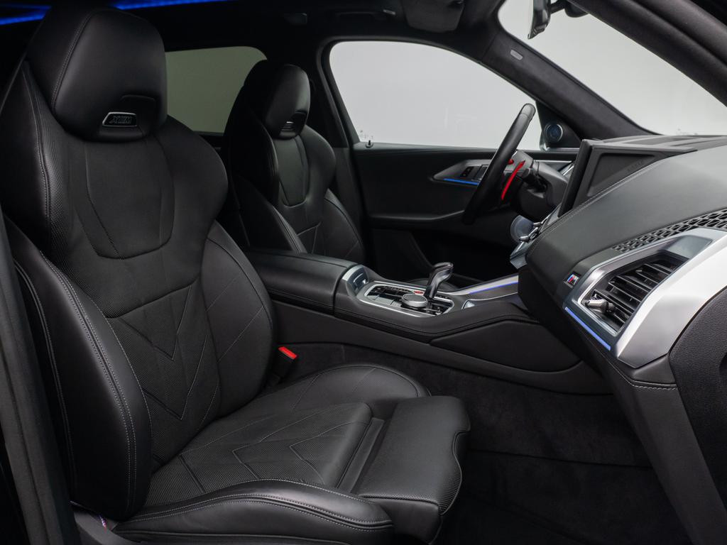 BMW XM