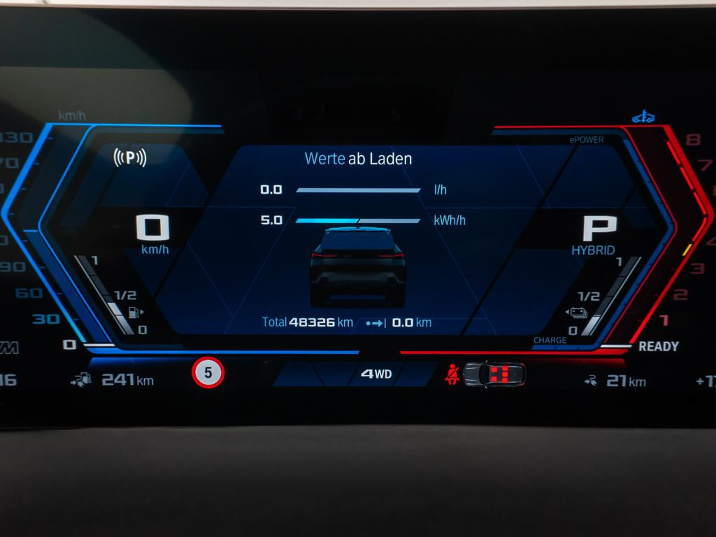 BMW XM