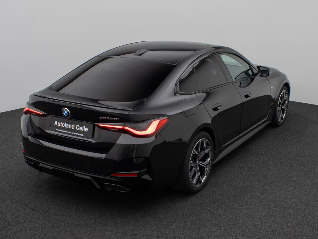 BMW M440