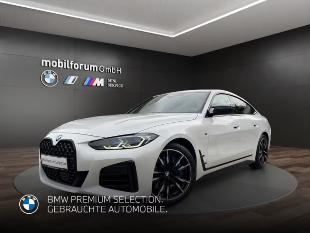 BMW M440 xDrive Coupé Gran Coupé Sedan M440i