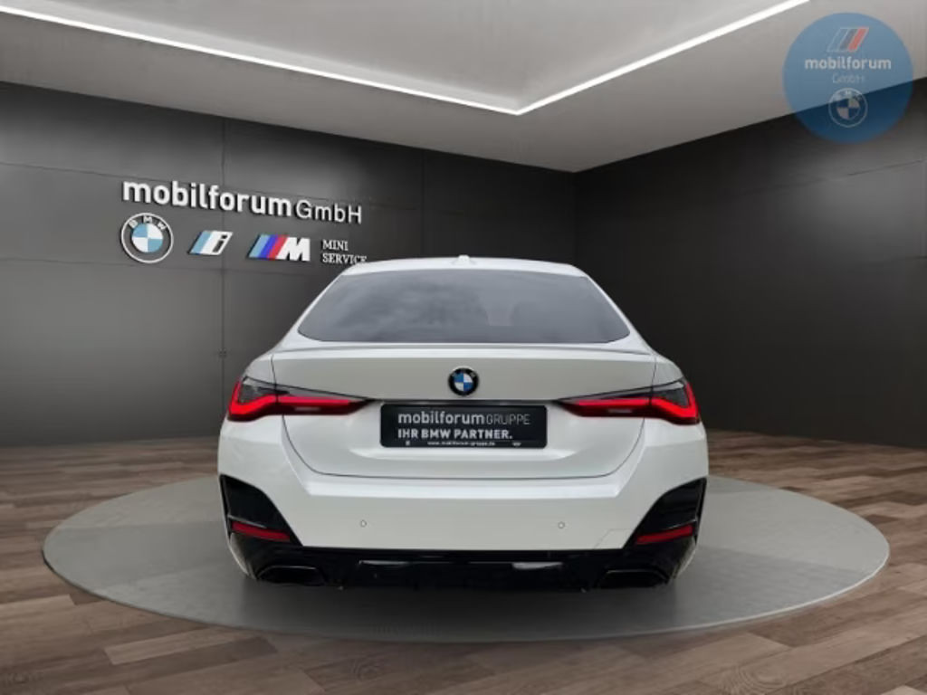 BMW M440