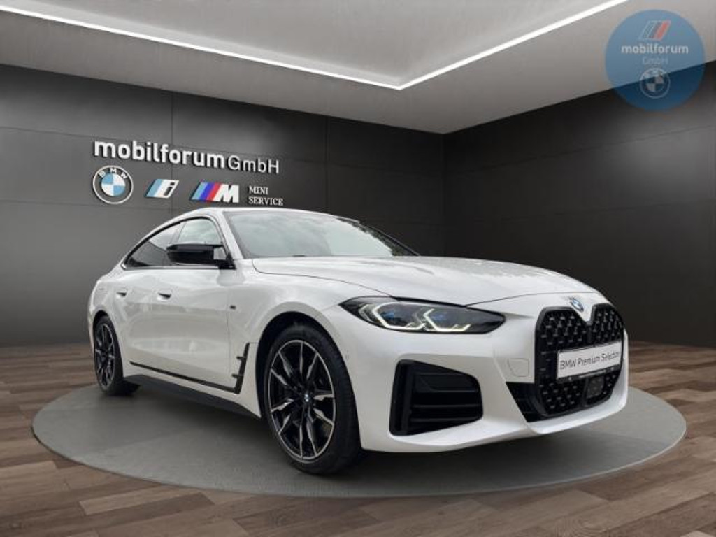 BMW M440