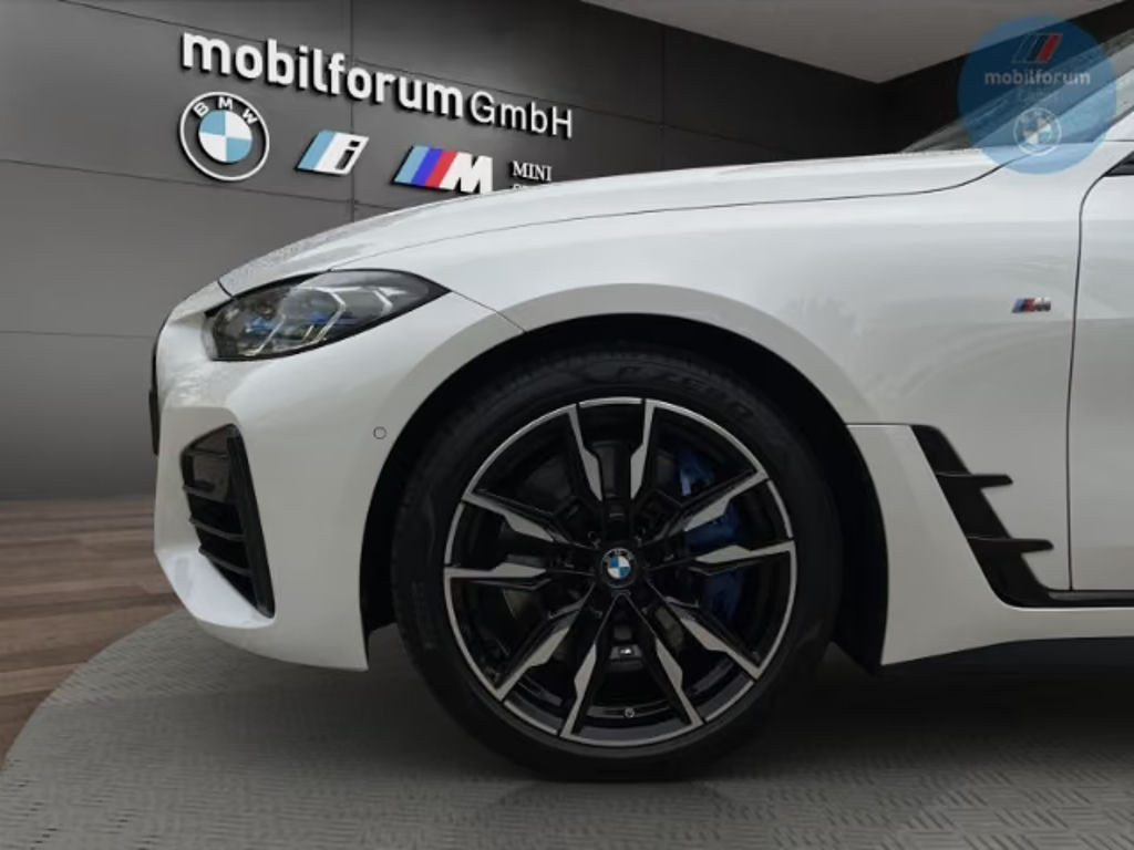 BMW M440