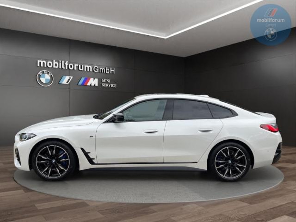 BMW M440