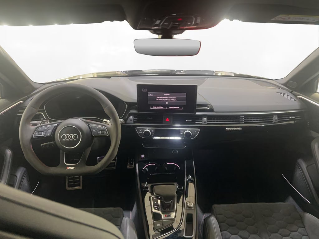 Audi RS4