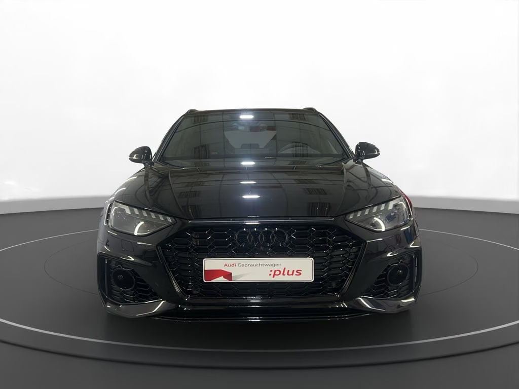 Audi RS4