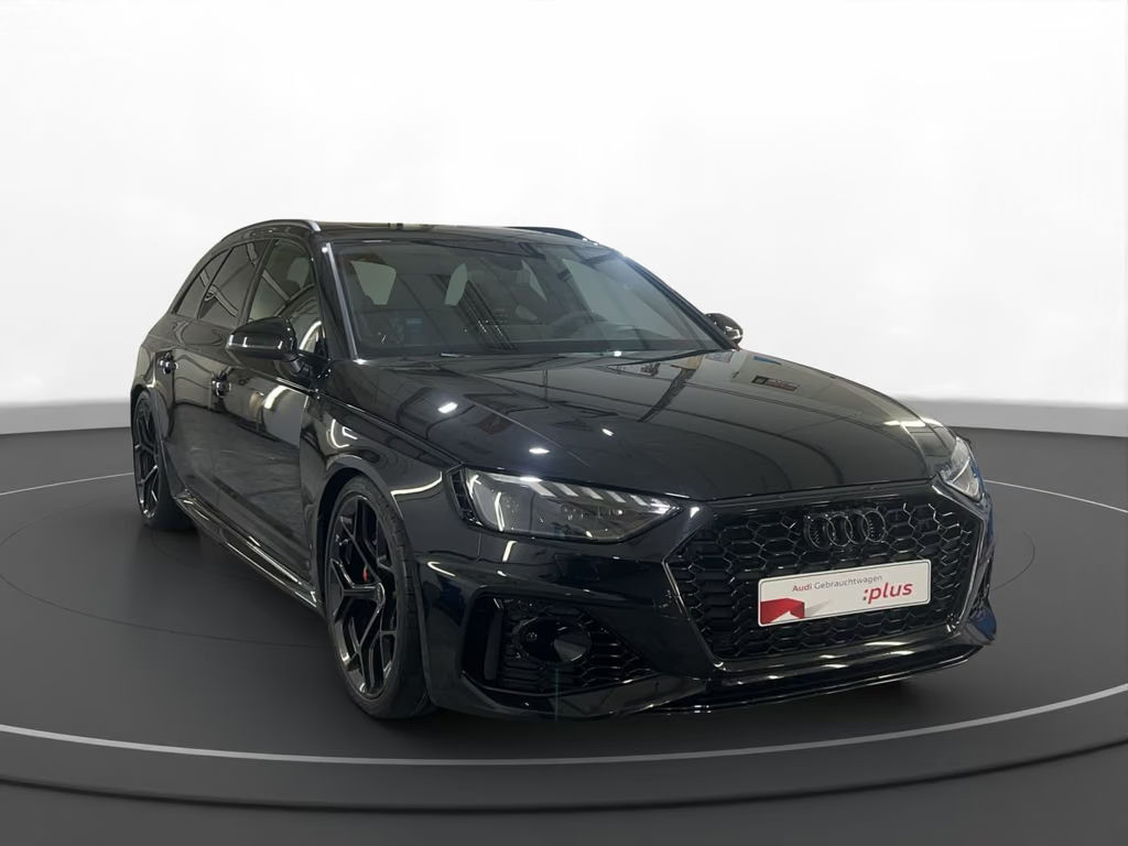 Audi RS4