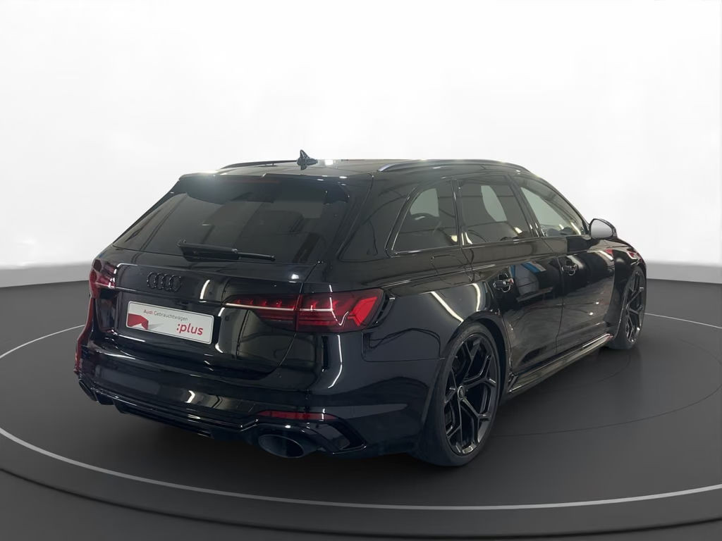 Audi RS4