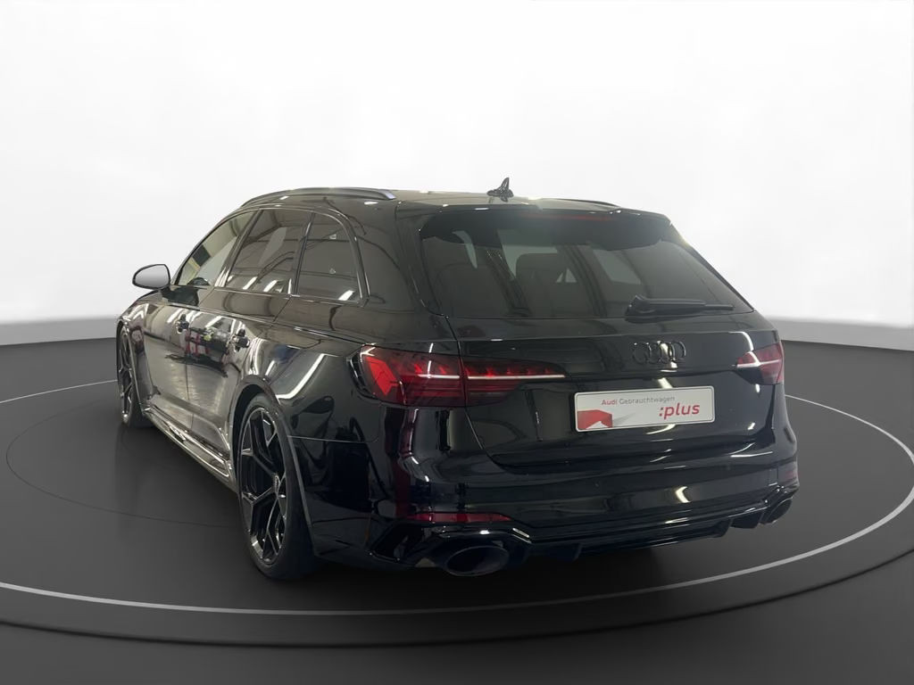 Audi RS4