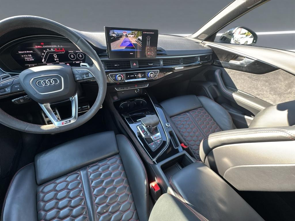 Audi RS4