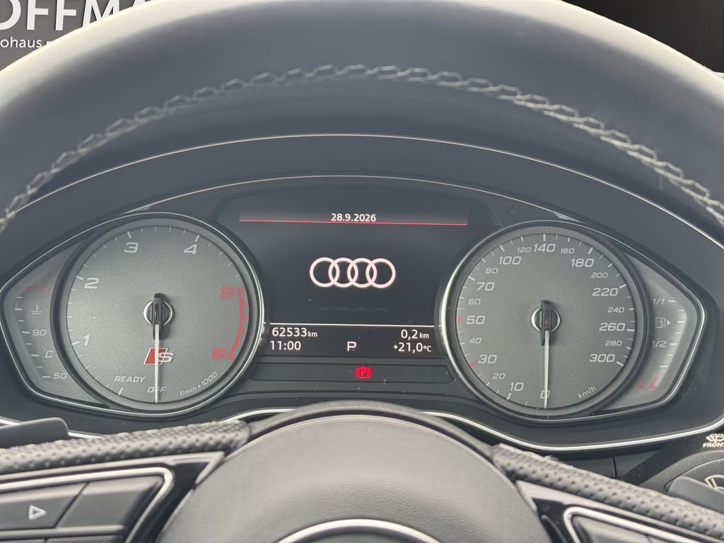Audi S4