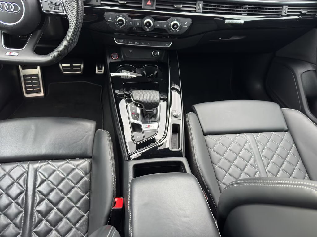 Audi S4
