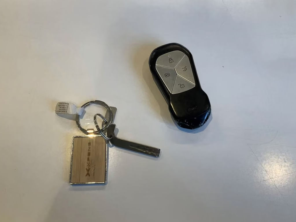 Xpeng P7