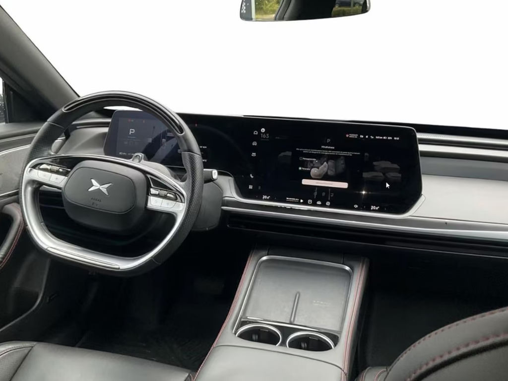 Xpeng P7