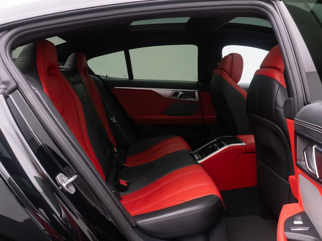 BMW M850
