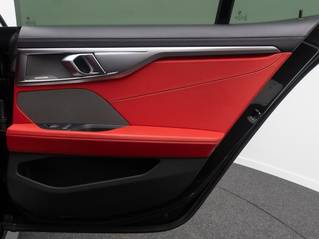BMW M850