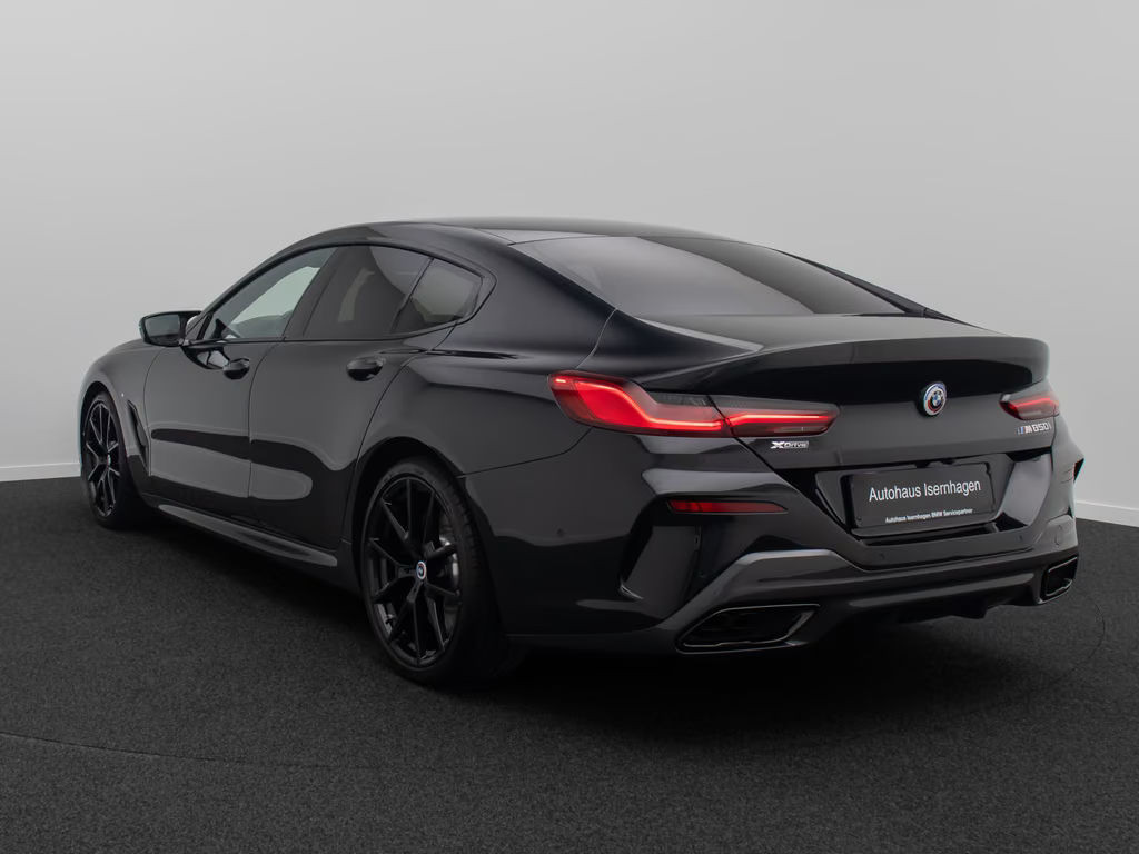 BMW M850