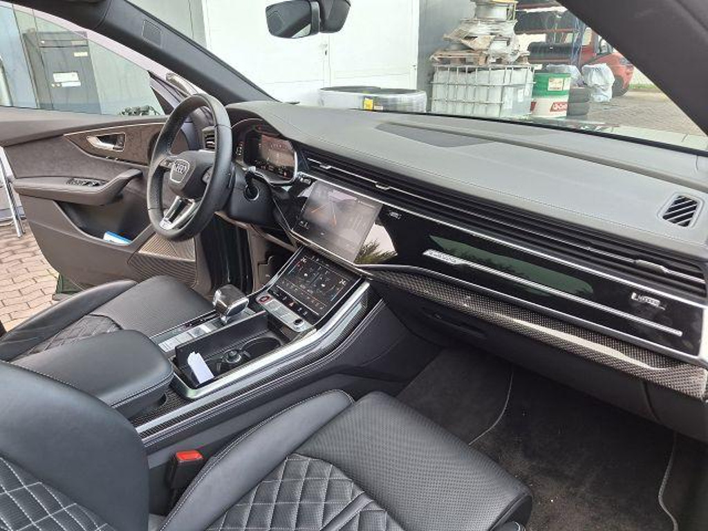 Audi SQ8
