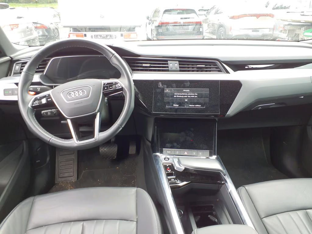 Audi e-tron
