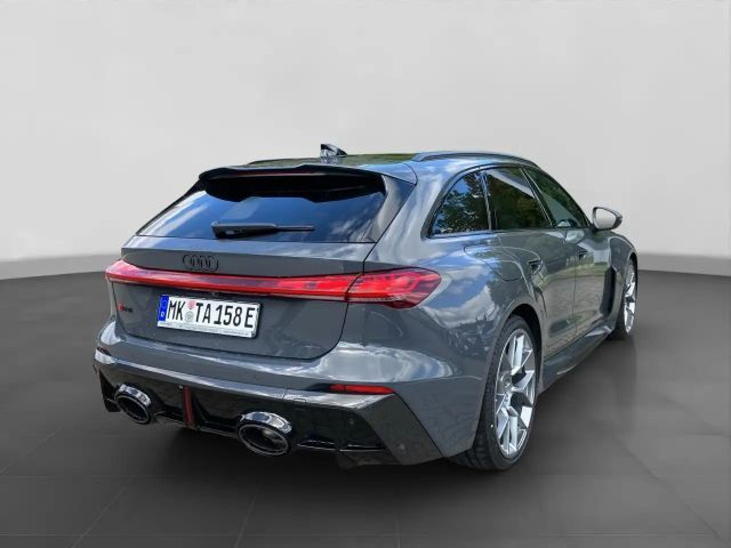Audi RS5 Avant Quattro Hybride