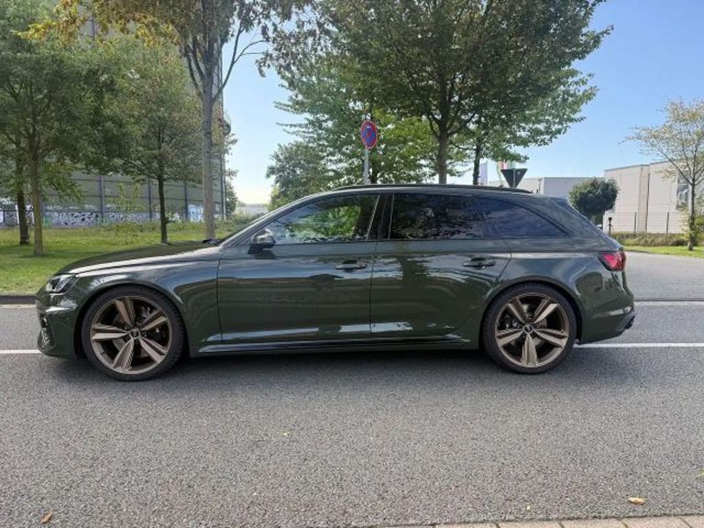 Audi RS4
