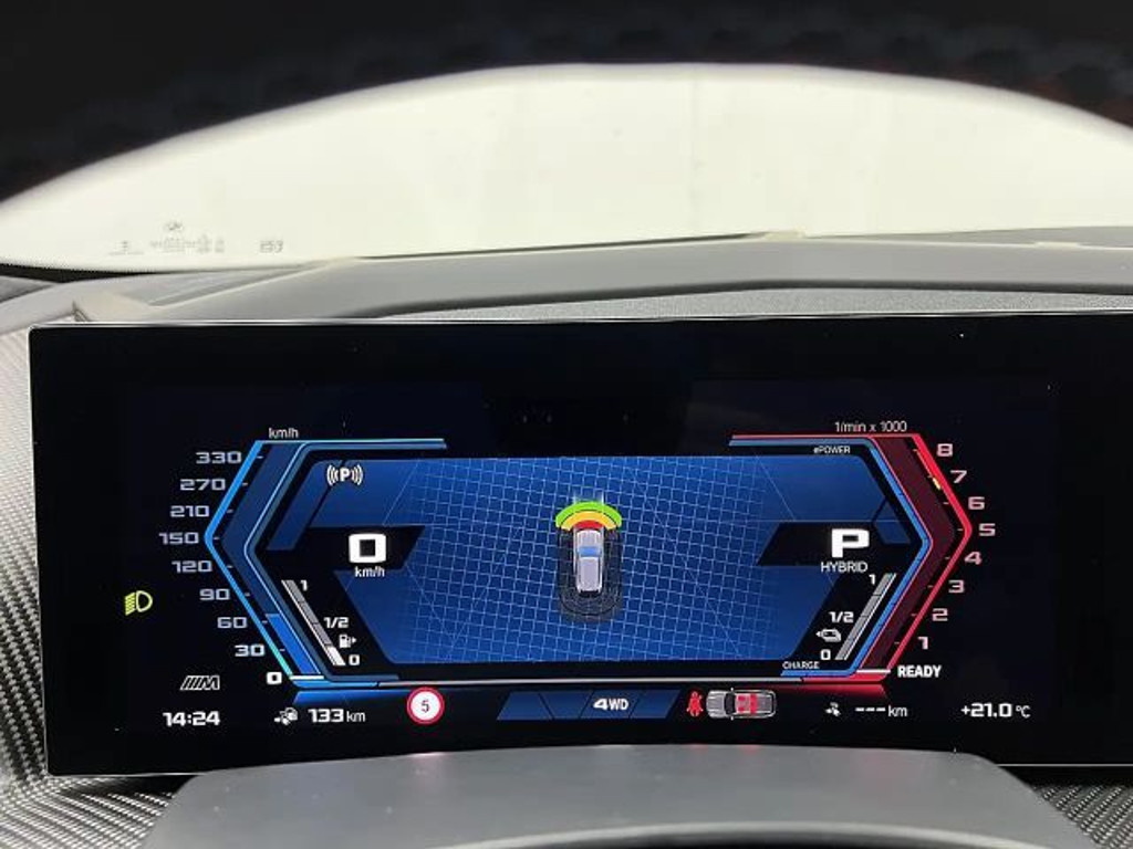 BMW XM
