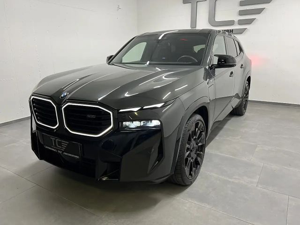 BMW XM