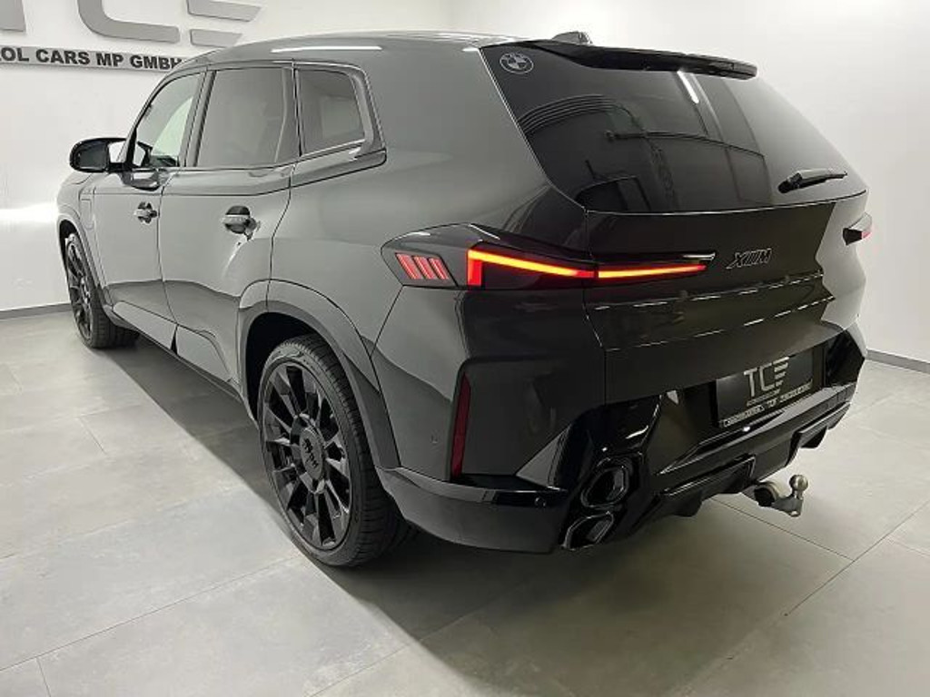 BMW XM