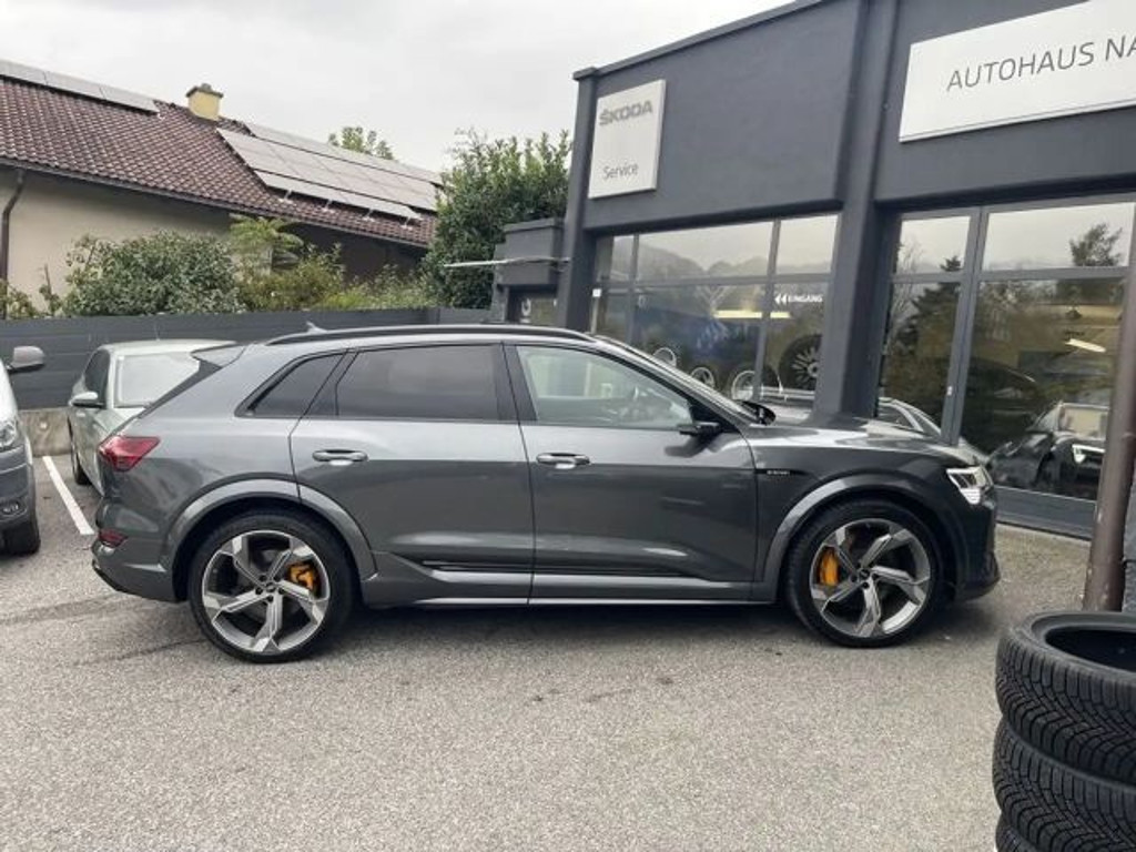 Audi e-tron