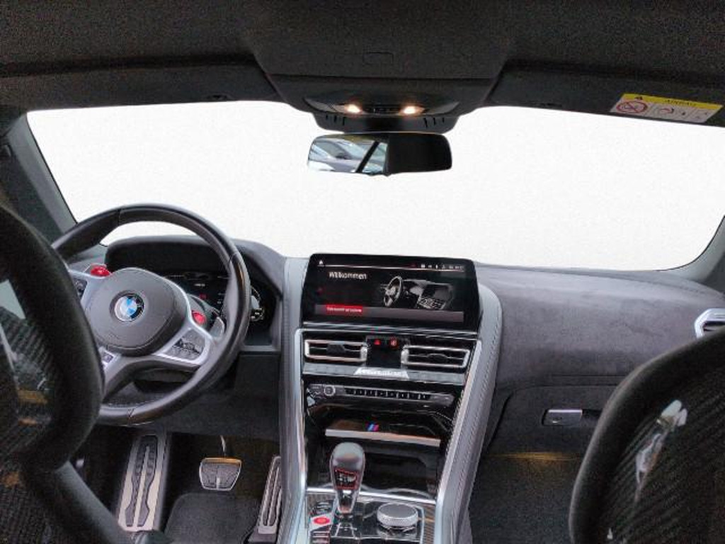 BMW M8