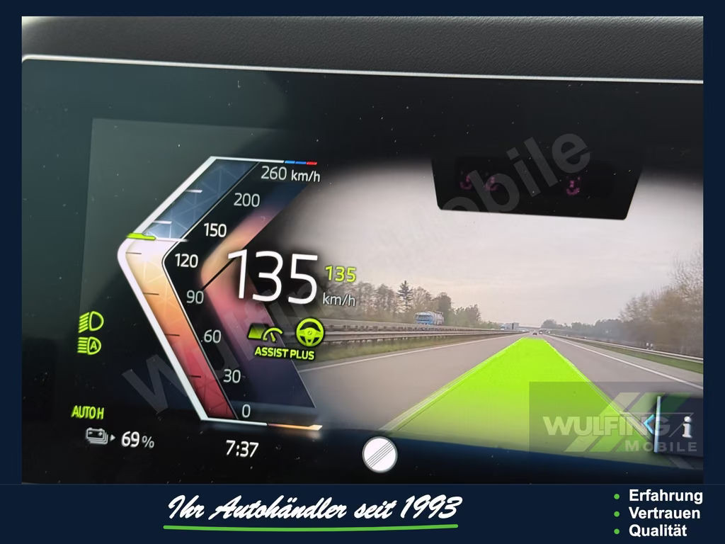 BMW i7