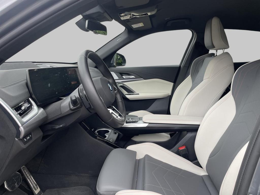BMW iX2