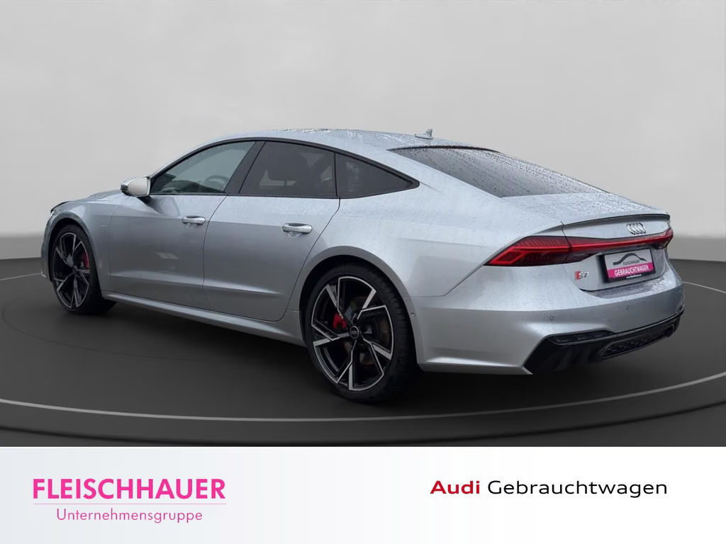 Audi S7