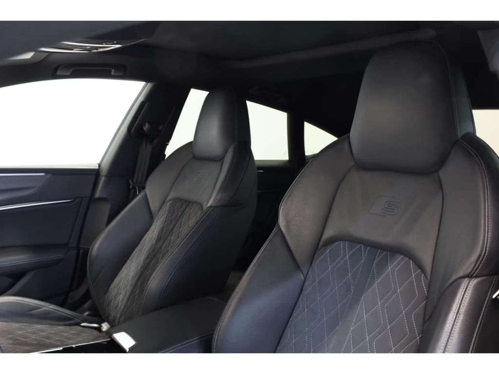 Audi S7