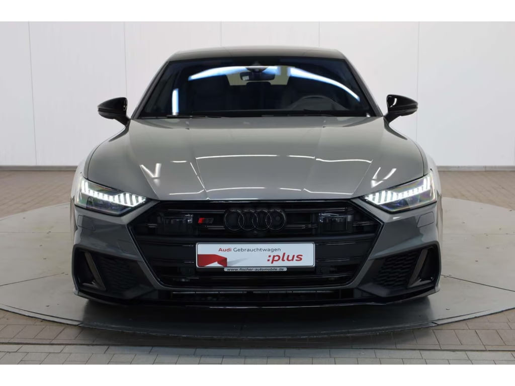Audi S7