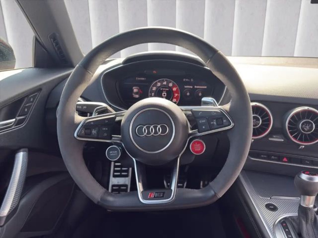 Audi TT RS