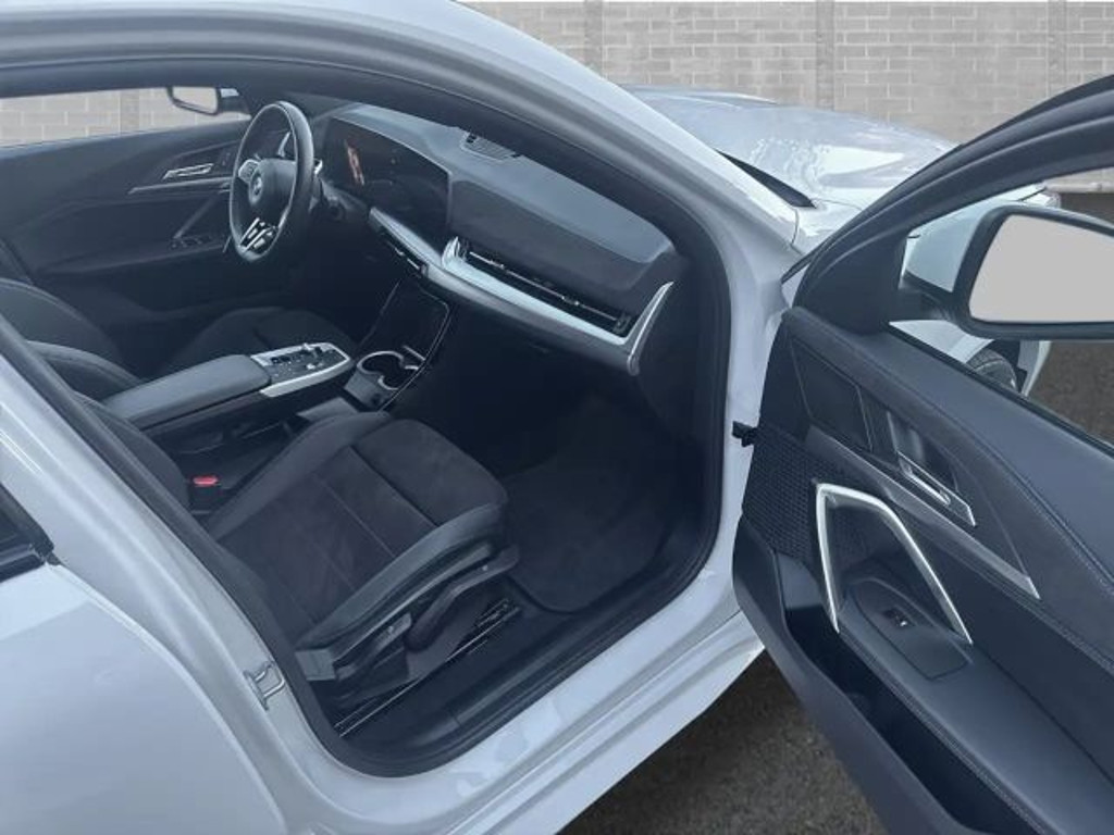 BMW iX2