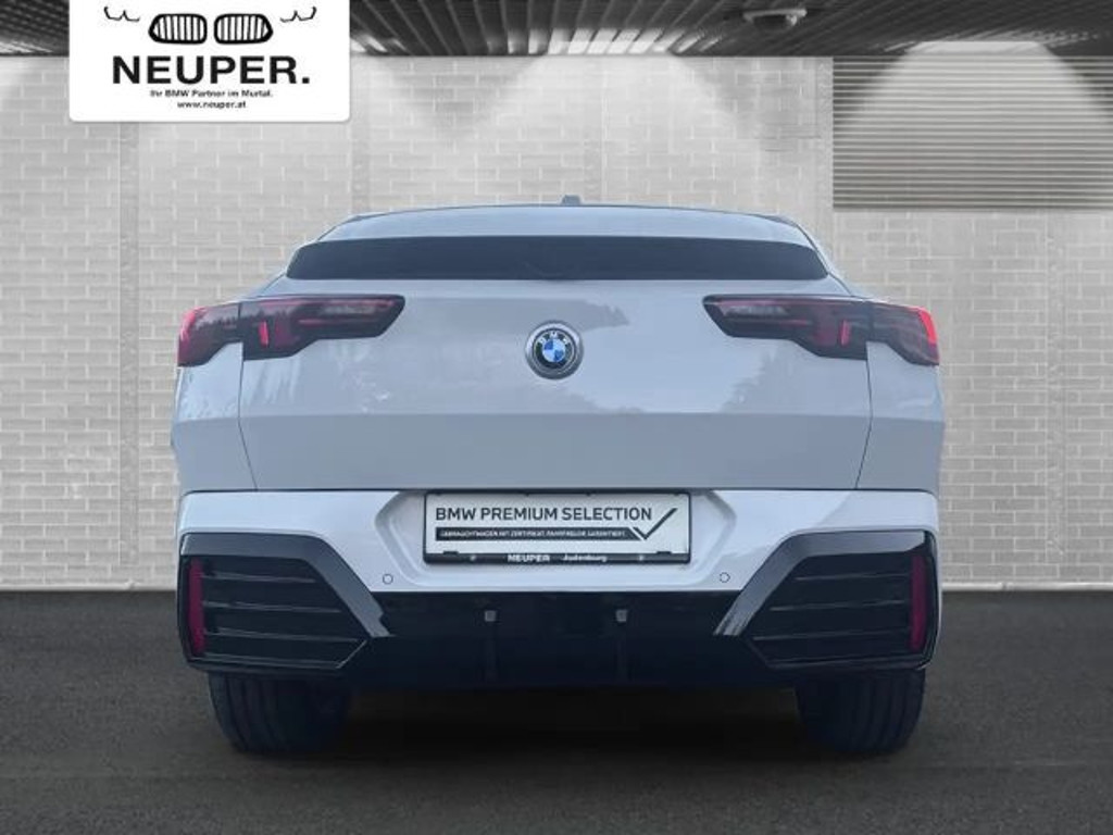 BMW iX2