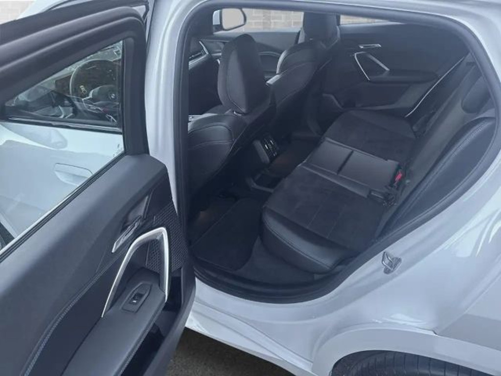 BMW iX2