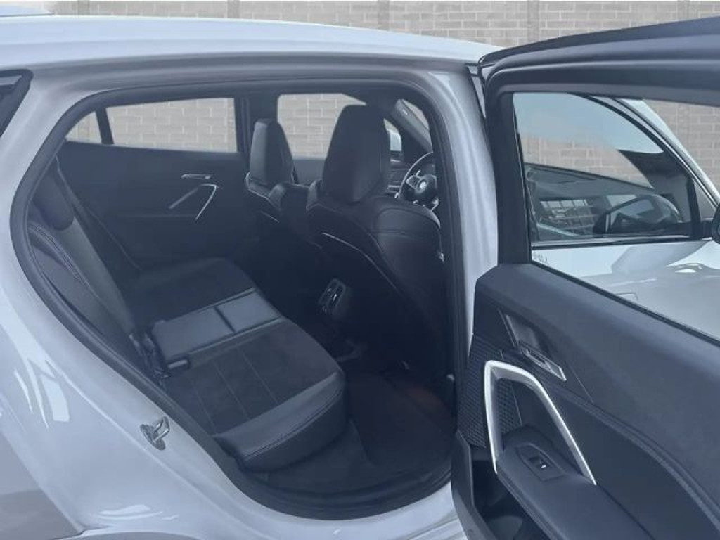 BMW iX2