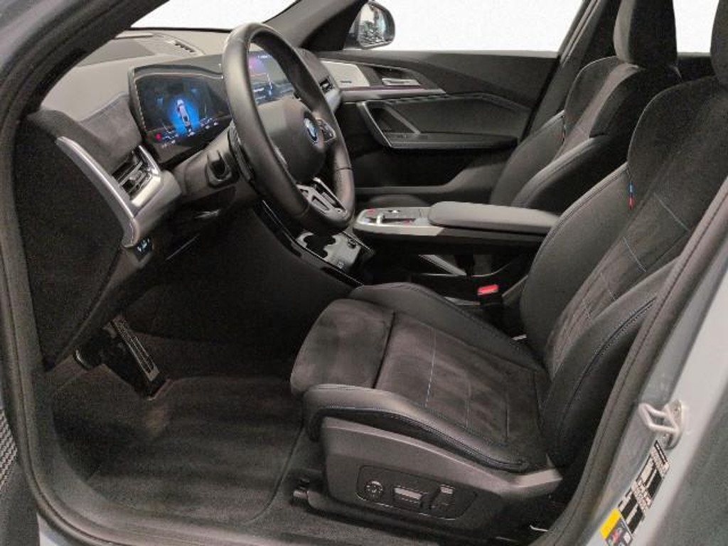 BMW iX2