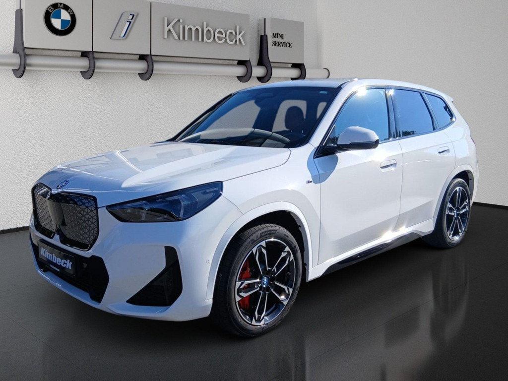 BMW iX1 xDrive30