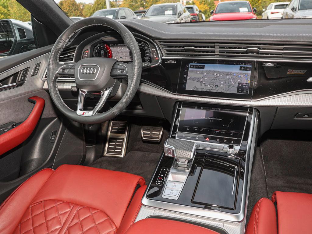 Audi SQ8