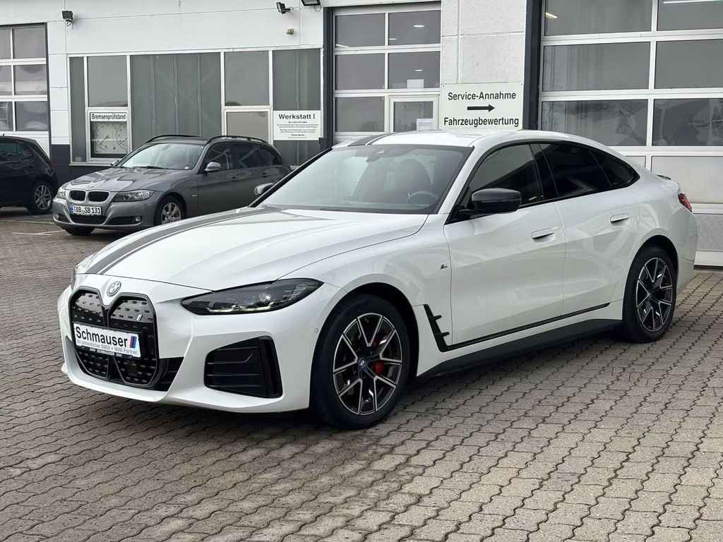 BMW i4